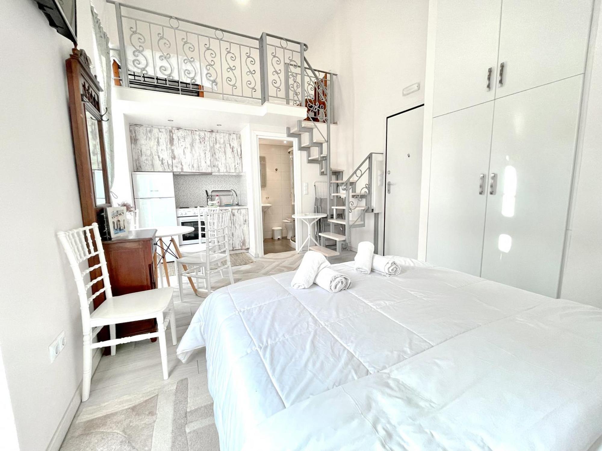Xenias Rooms Apartments Koróni Extérieur photo