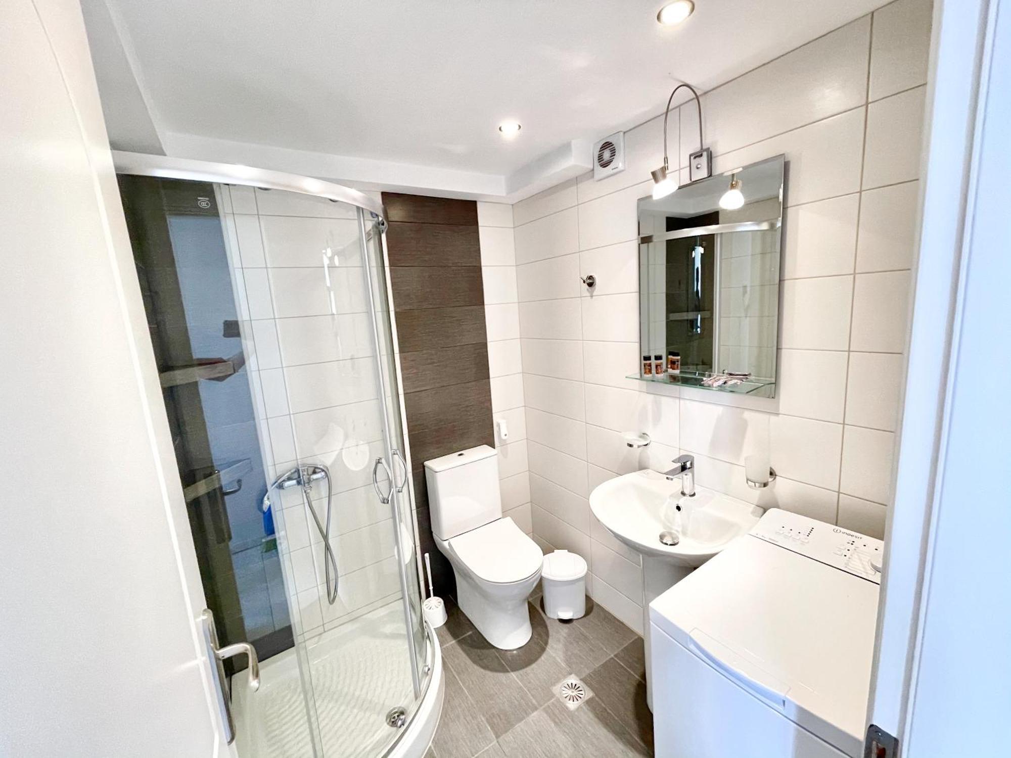 Xenias Rooms Apartments Koróni Extérieur photo